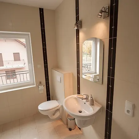 アパート Apartamenty Biskupice