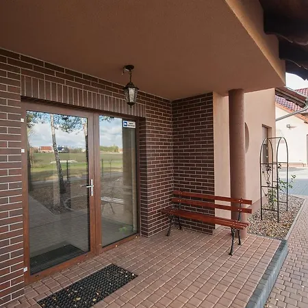 Biskupice Apartment *
